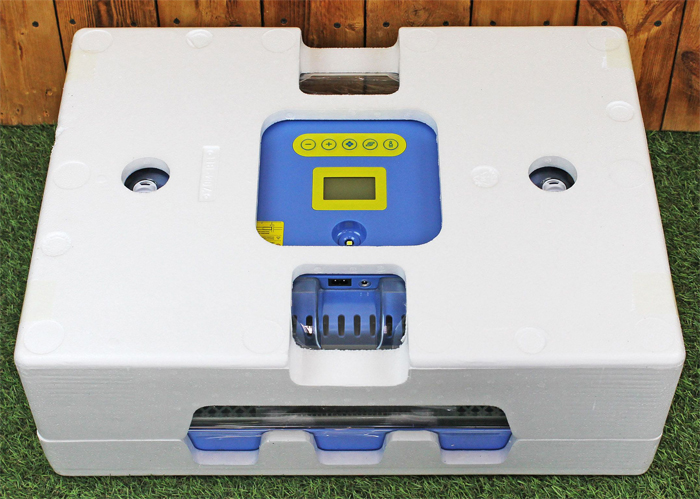 Пенопластовый кожух надежно защищает инкубатор SITITEK 70 при транспортировке